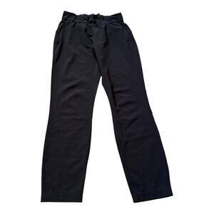 Lululemon On The Fly Pant *Woven 28" in Black Size 2